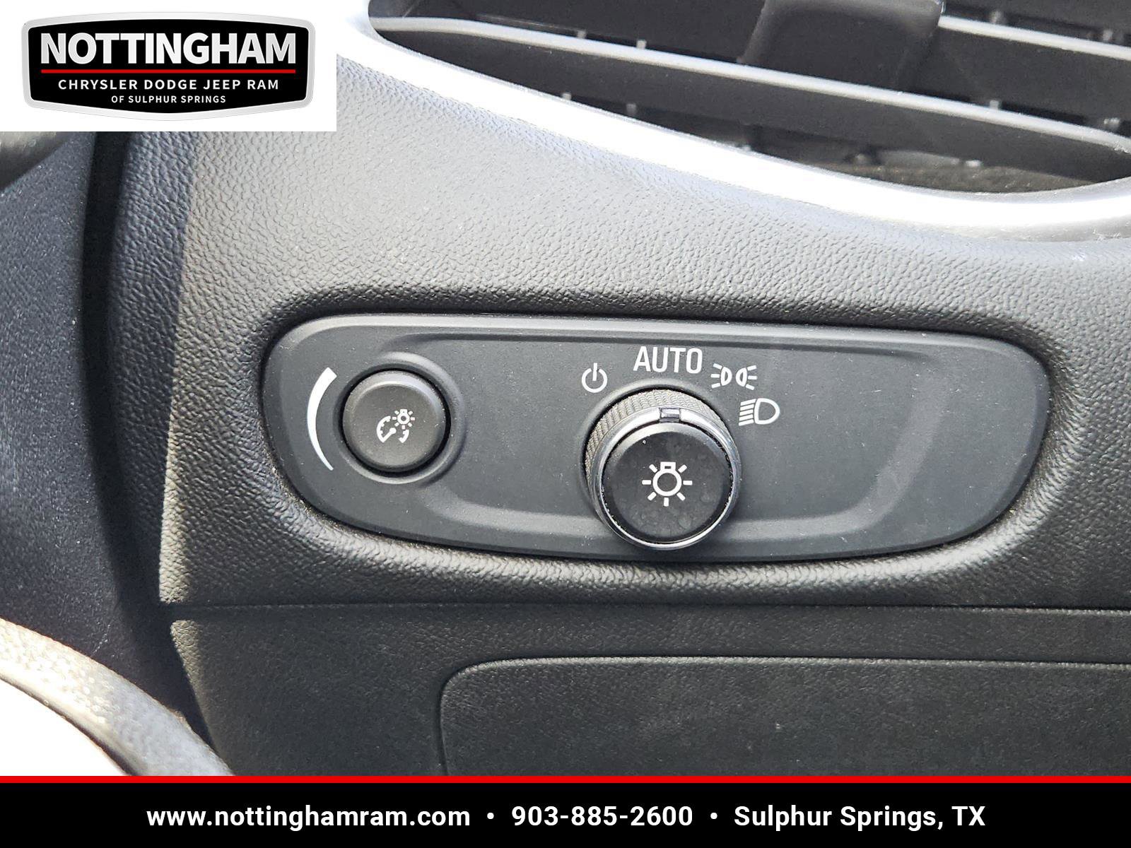 Used 2025 Chevrolet Malibu LT image 18