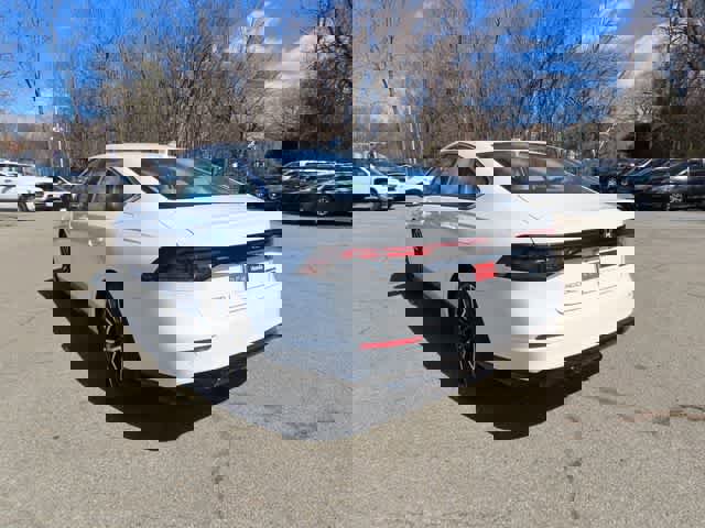 New 2026 Honda Accord Touring image 4