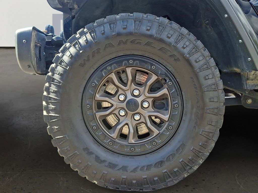 Used 2021 Jeep Wrangler Unlimited Rubicon w/ Trailer Tow Package AWD/4WD image 9