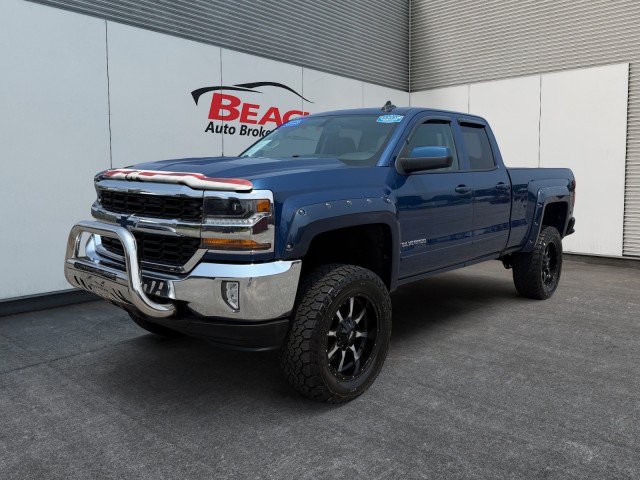 Used 2016 Chevrolet Silverado 1500 LT w/ All Star Edition AWD/4WD image 3