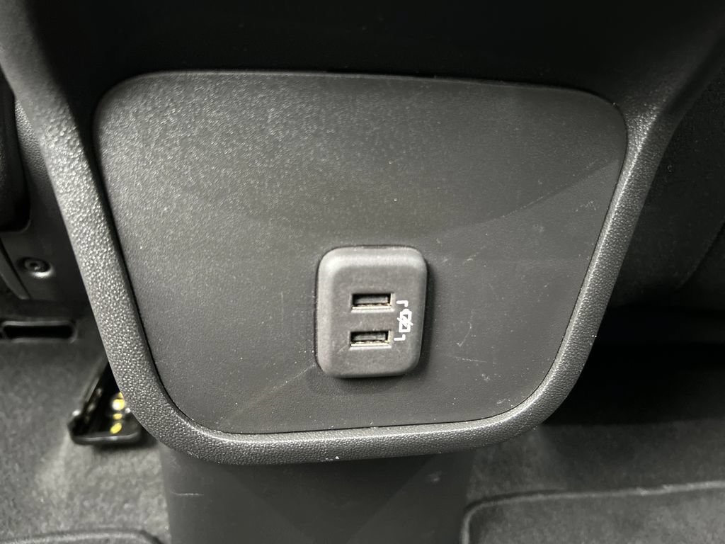 Used 2023 Chevrolet Equinox LT FWD image 15