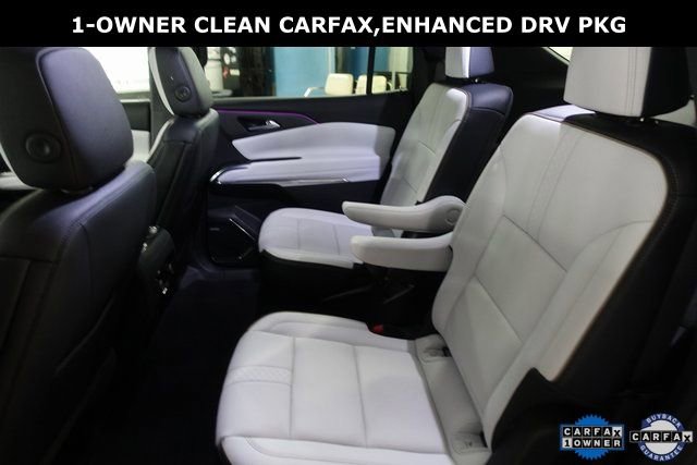 Used 2024 Chevrolet Traverse RS FWD image 21
