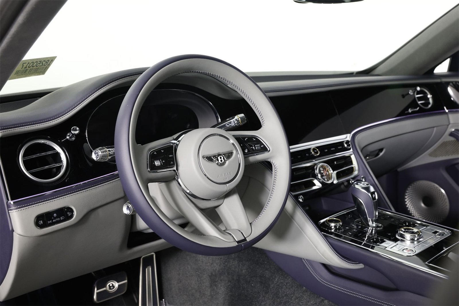 New 2025 Bentley Flying Spur Plug-In Hybrid image 19