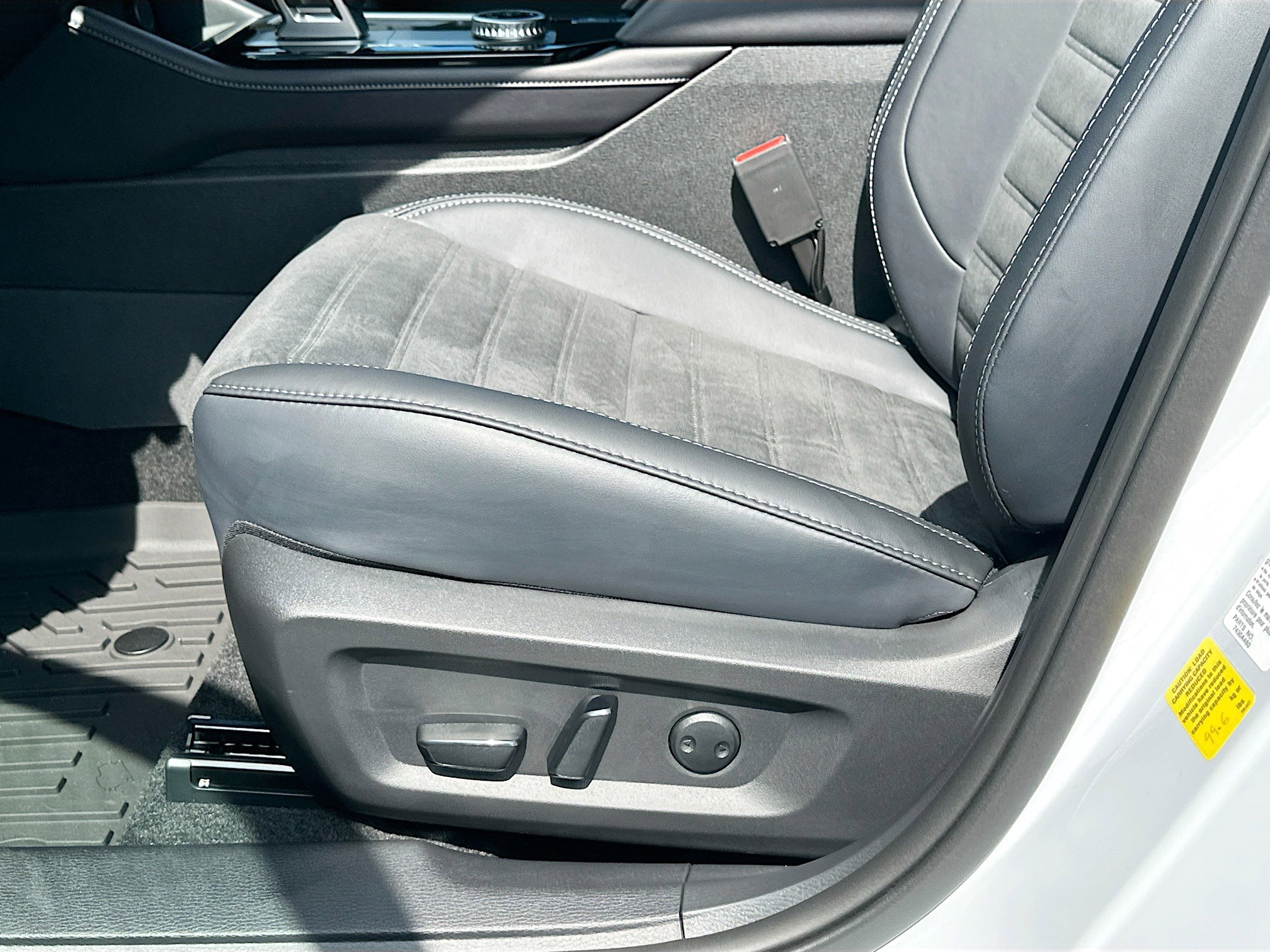 New 2025 Mitsubishi Outlander Trail Edition image 14