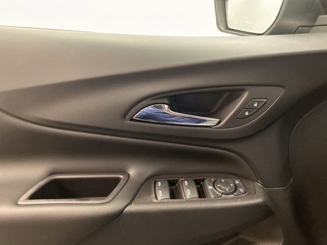 Used 2020 Chevrolet Equinox LT image 18