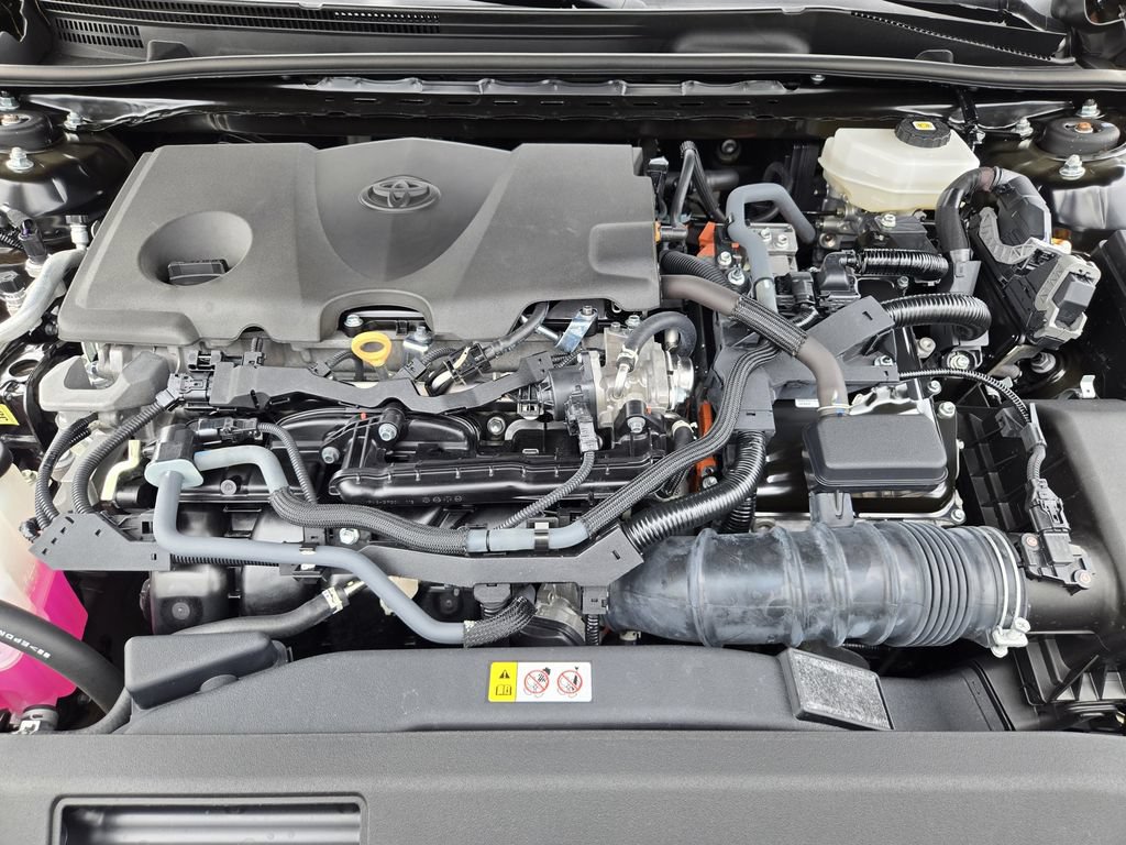 Used 2025 Toyota Camry LE FWD image 24