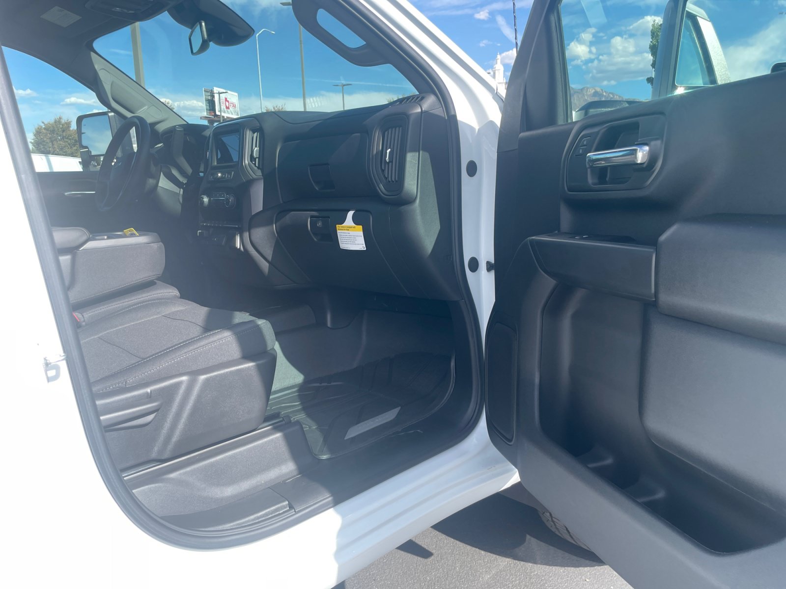 New 2026 Chevrolet Silverado 3500 W/T w/ WT/CX Safety Package AWD/4WD image 28