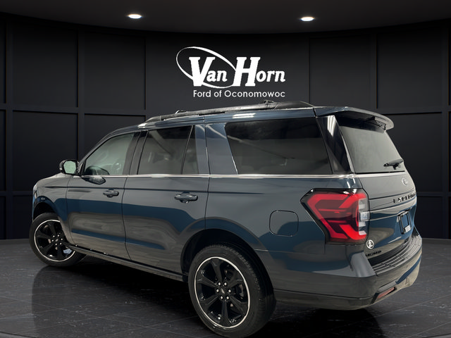 Used 2024 Ford Expedition Limited AWD/4WD image 5