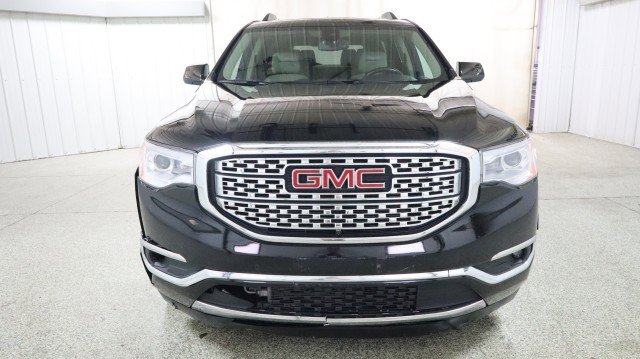 Used 2017 GMC Acadia Denali w/ Technology Package image 7