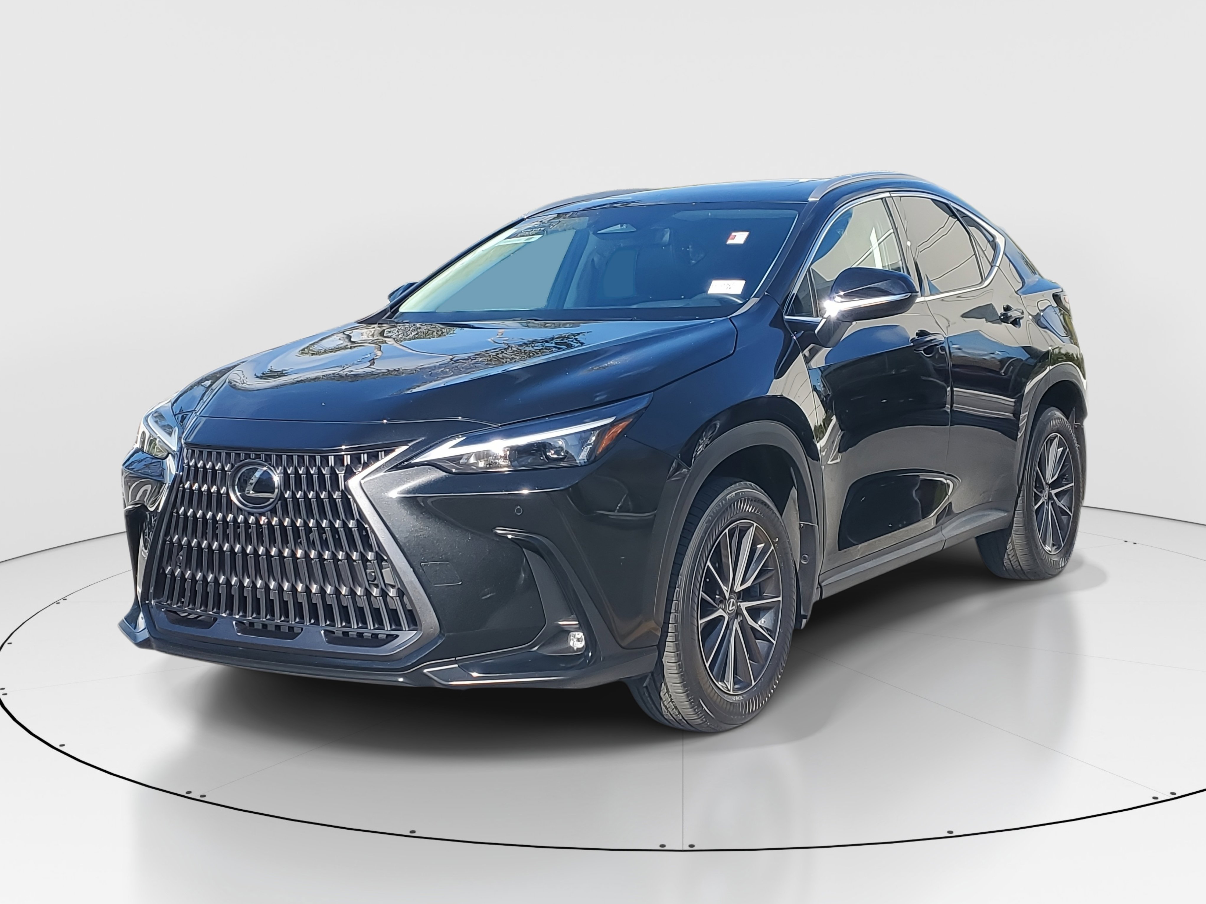 Used 2024 Lexus NX 350 AWD image 3