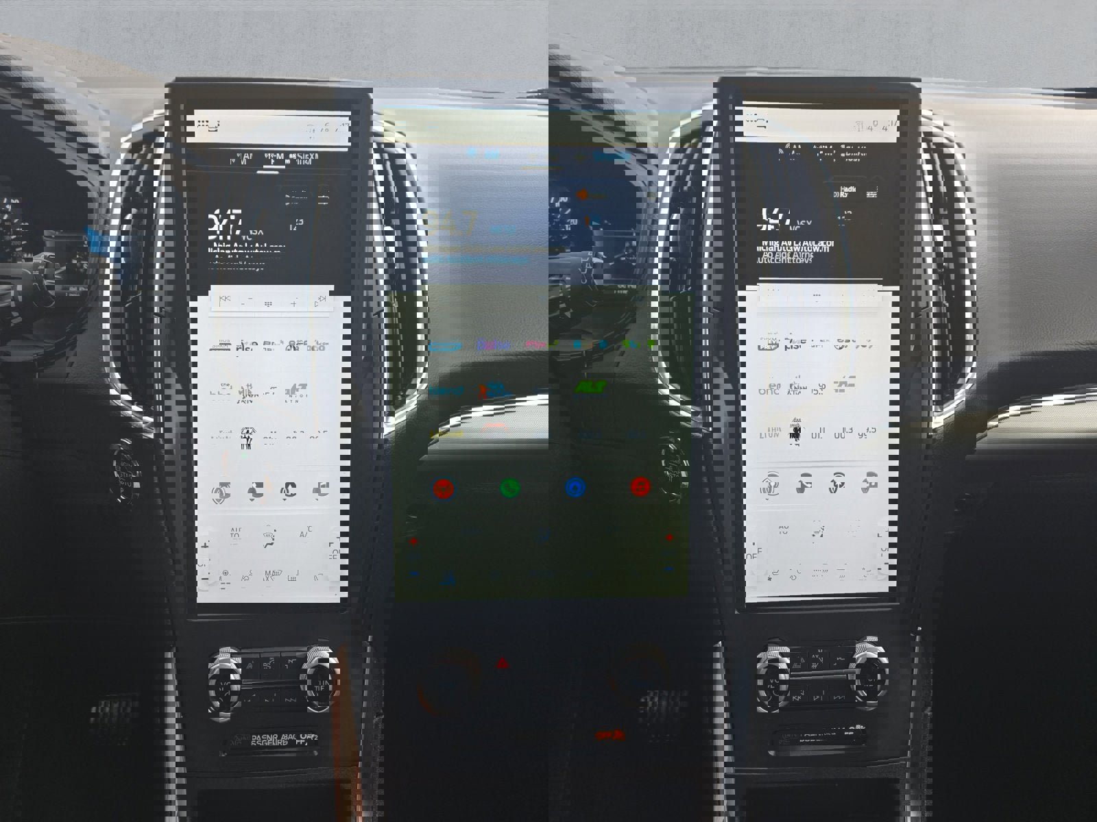 Used 2023 Ford Edge Titanium w/ Equipment Group 301A image 17