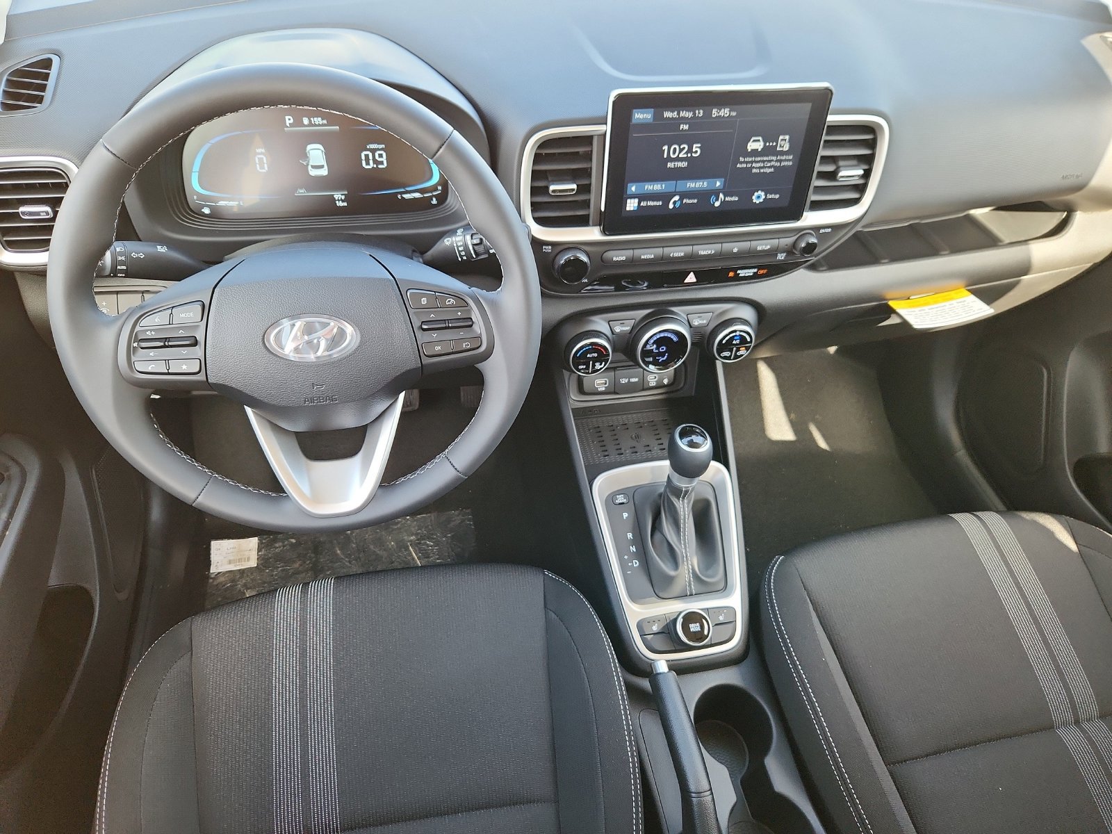 New 2026 Hyundai Venue SEL FWD image 12