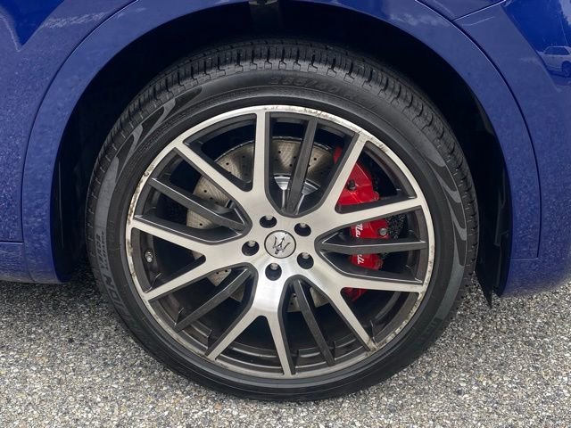 Used 2019 Maserati Levante GTS image 12