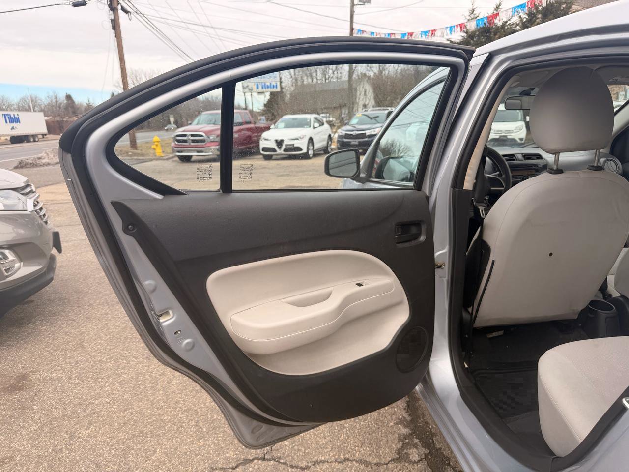 Used 2017 Mitsubishi Mirage G4 ES FWD image 13