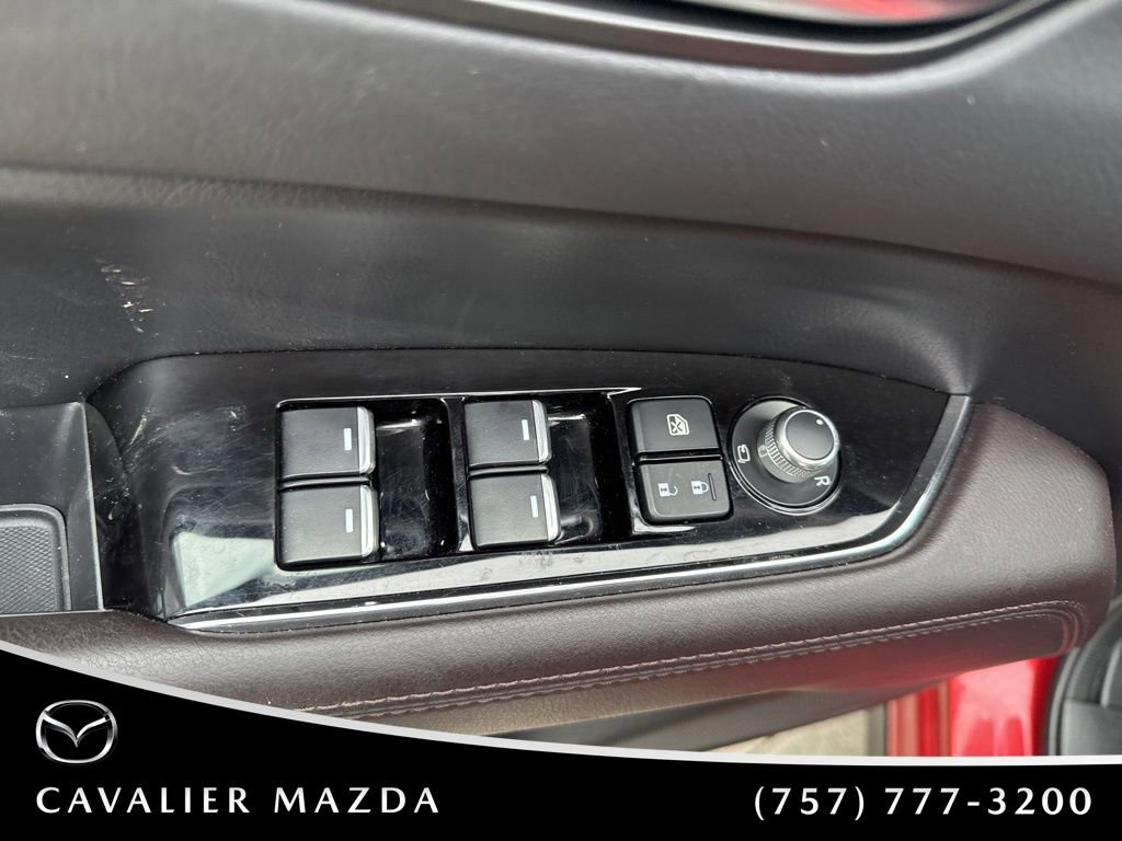 Certified 2023 MAZDA CX-5 Signature AWD/4WD image 12