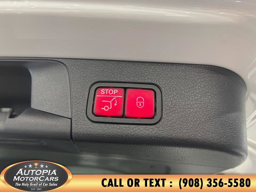 Used 2021 Mercedes-Benz GLB 250 image 19