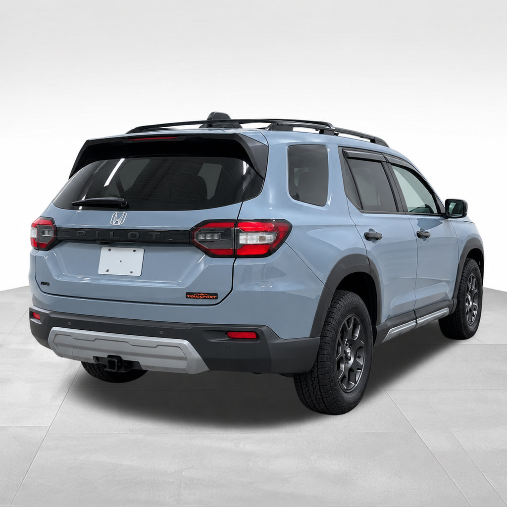 Used 2023 Honda Pilot TrailSport image 7