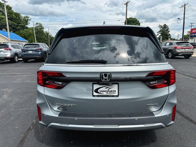 Used 2025 Honda Odyssey Touring image 7