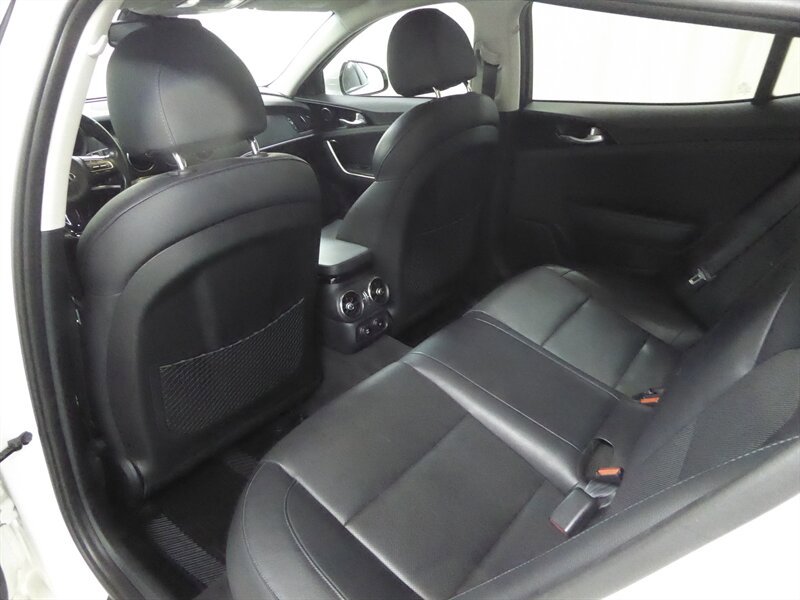 Used 2019 Kia Stinger RWD image 27