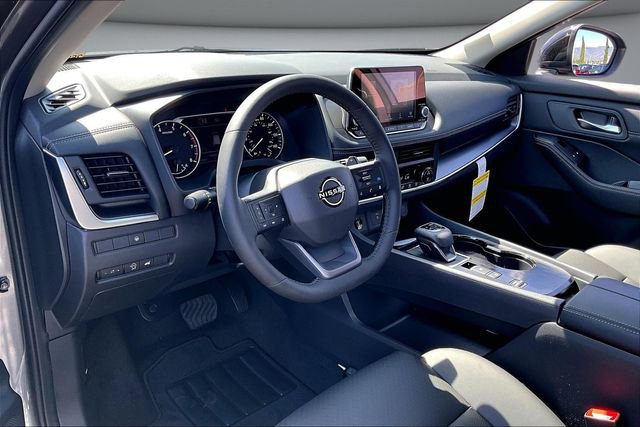 New 2026 Nissan Rogue Dark Armor image 7