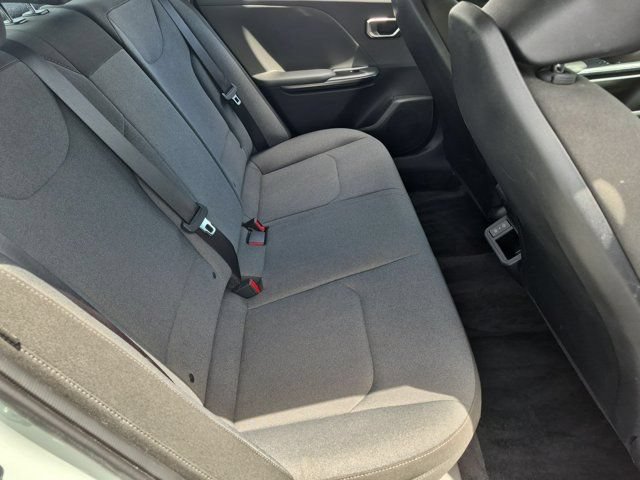 Used 2025 Kia K4 FWD image 29