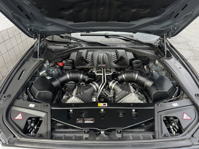 Used 2013 BMW M5 image 5