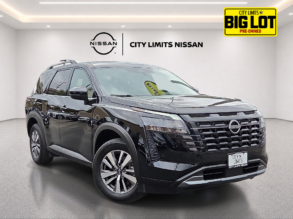 Used 2026 Nissan Pathfinder SL