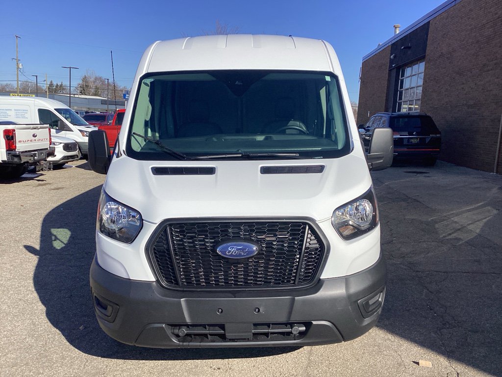 Used 2024 Ford Transit 250 148 Medium Roof Extended AWD image 7