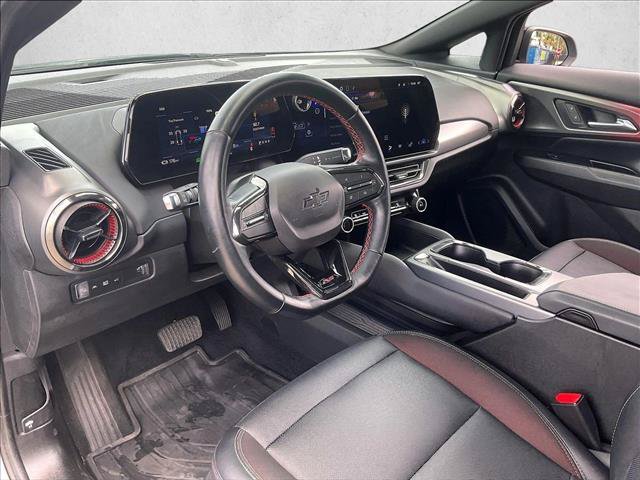 Used 2025 Chevrolet Equinox EV RS FWD image 14