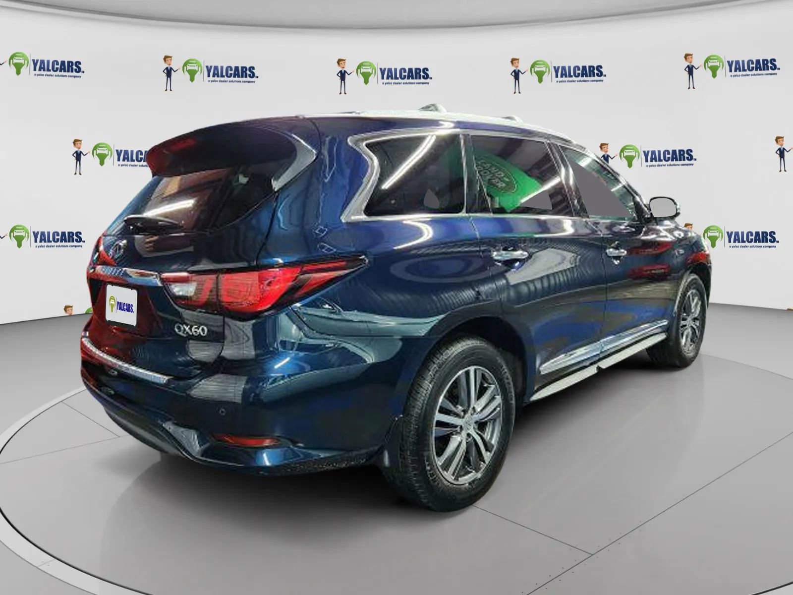 Used 2020 INFINITI QX60 Luxe w/ Essential Package image 3