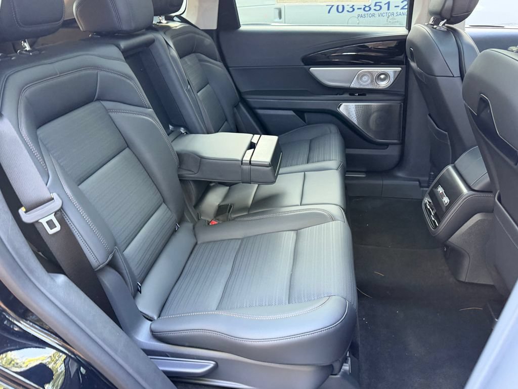 New 2026 Lincoln Nautilus Reserve AWD/4WD image 15