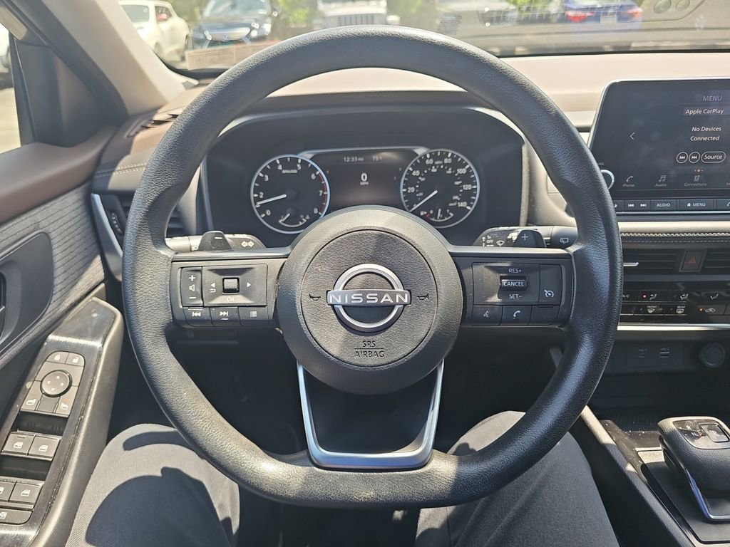 Used 2023 Nissan Rogue S AWD/4WD image 15