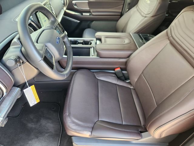 New 2026 Ford Expedition Max Platinum AWD/4WD image 9