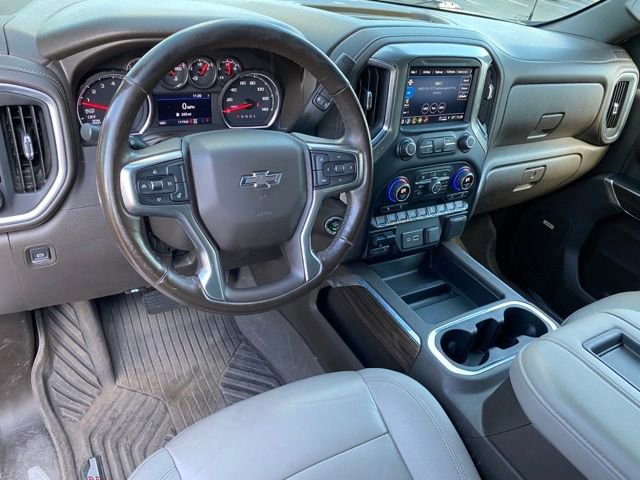 Used 2021 Chevrolet Silverado 1500 LT Trail Boss w/ Convenience Package II image 4