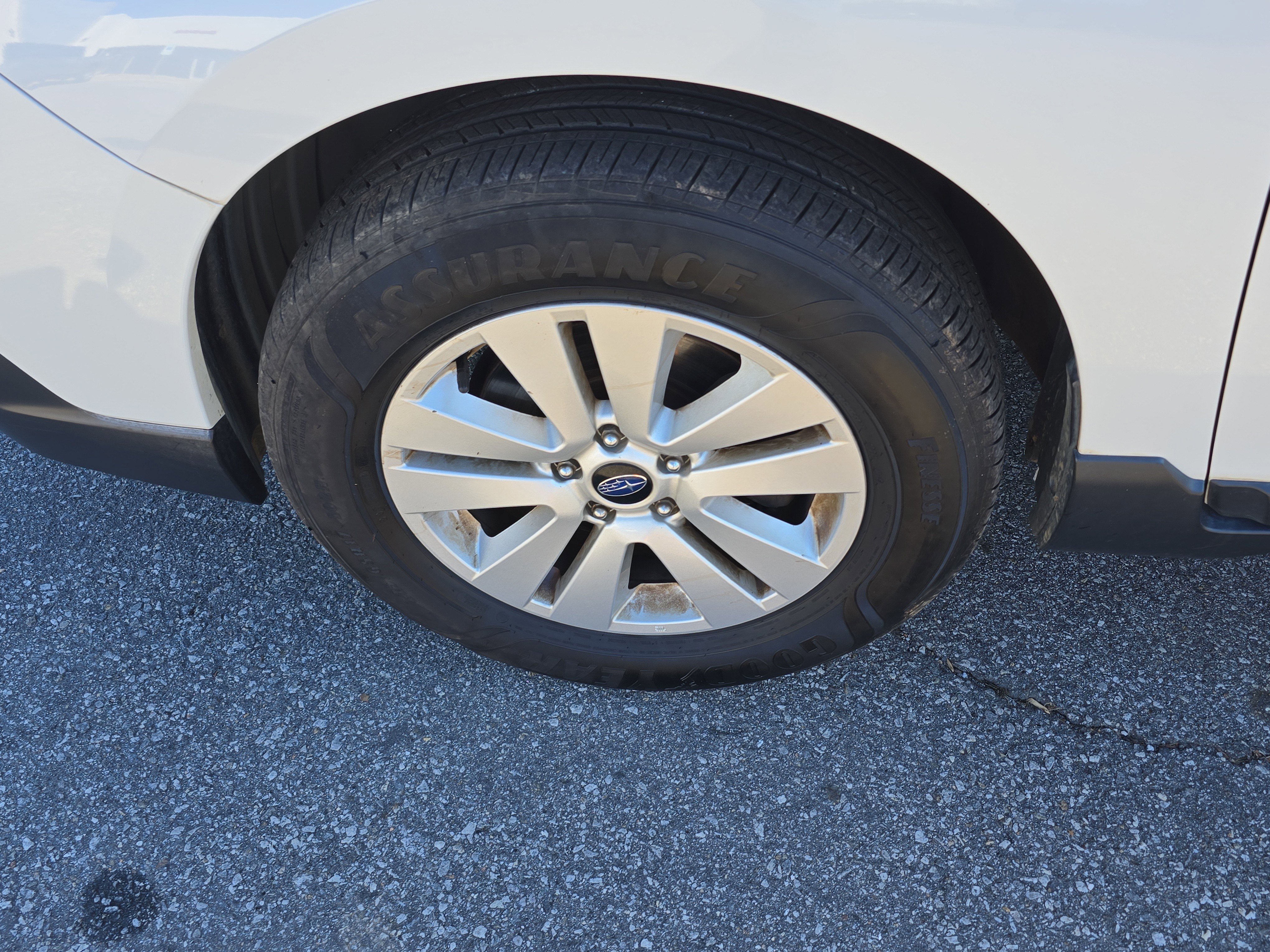 Used 2019 Subaru Outback 2.5i Premium image 10