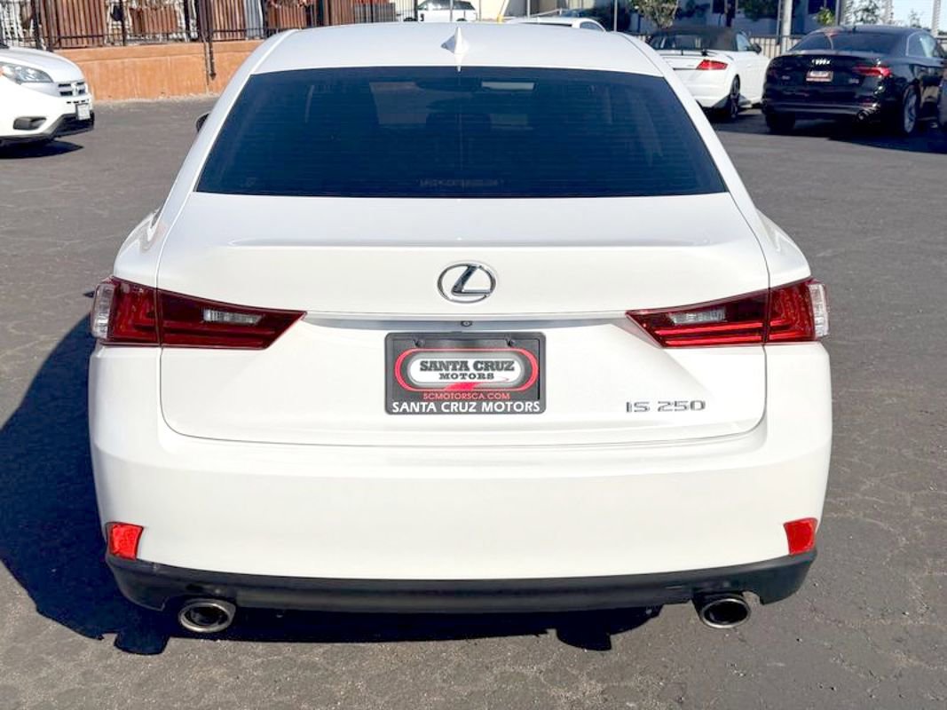 Used 2015 Lexus IS 250 image 4