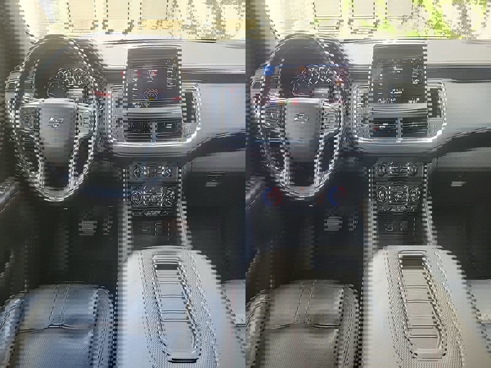 Used 2021 Chevrolet Tahoe RST w/ Luxury Package image 19