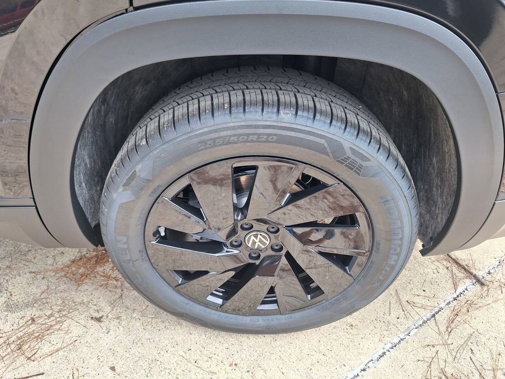 New 2026 Volkswagen Atlas SE image 26