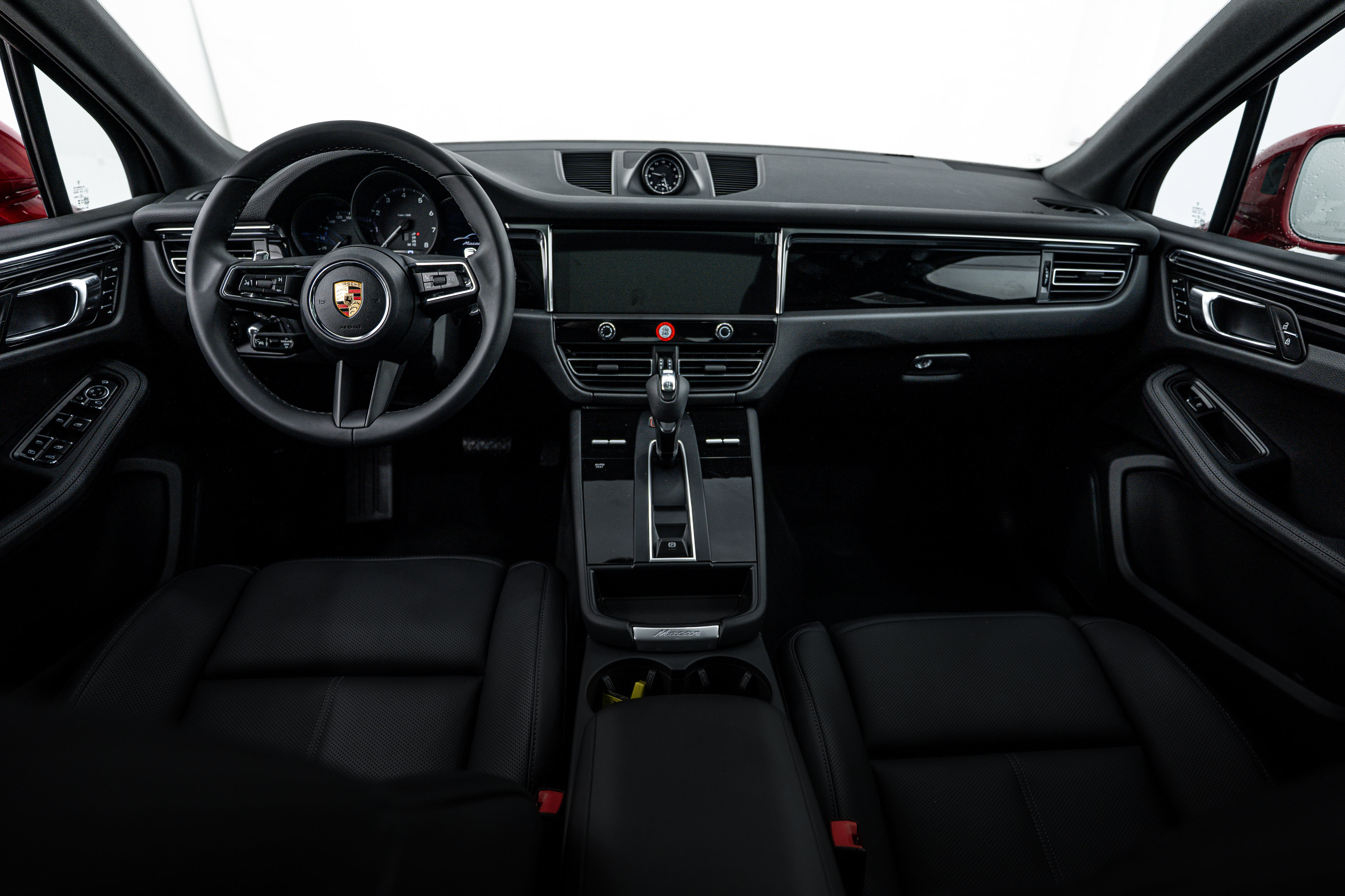 New 2026 Porsche Macan image 12