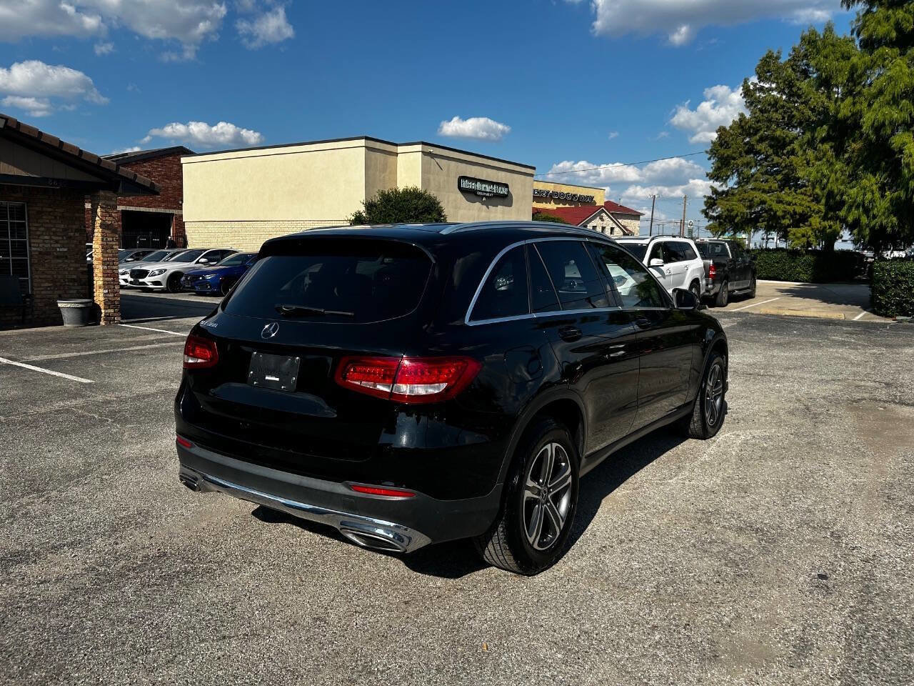 Used 2019 Mercedes-Benz GLC 300 image 5