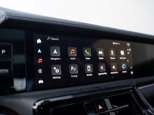 Certified 2025 Porsche Panamera 4 AWD/4WD image 24