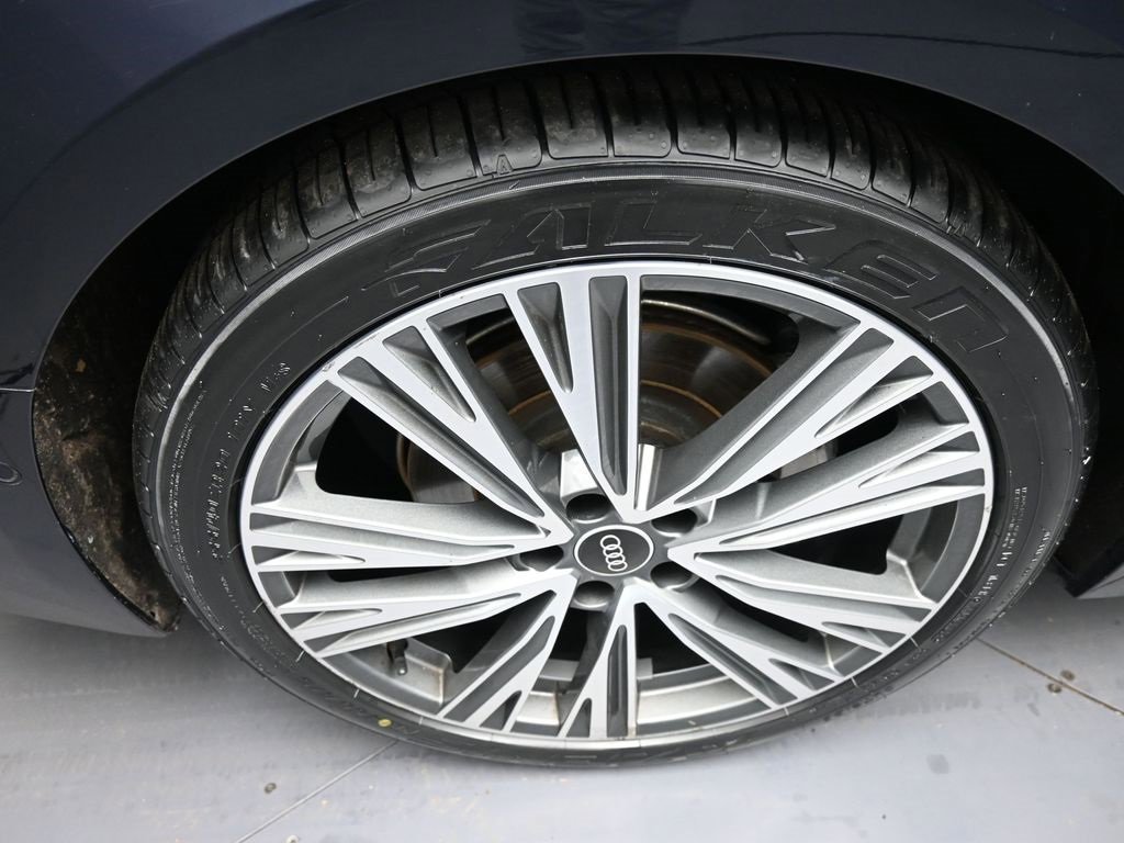 Used 2021 Audi A6 2.0T Premium w/ Convenience Package image 12