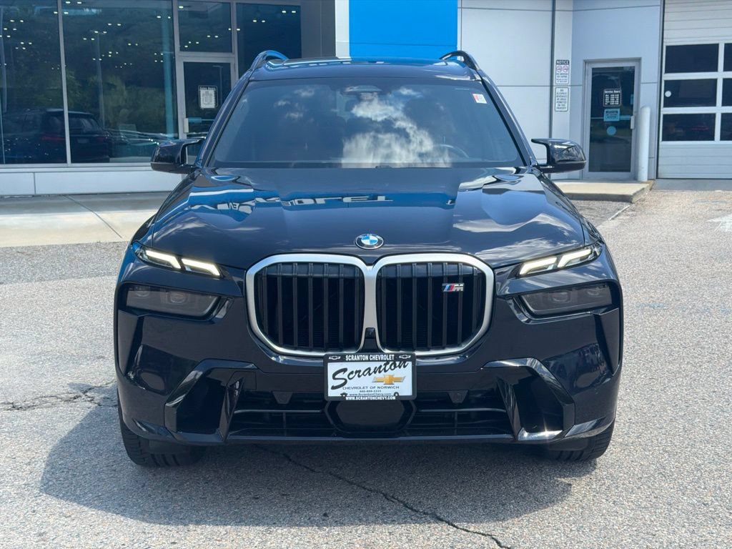 Used 2023 BMW X7 M60i w/ Climate Comfort Package AWD/4WD image 9