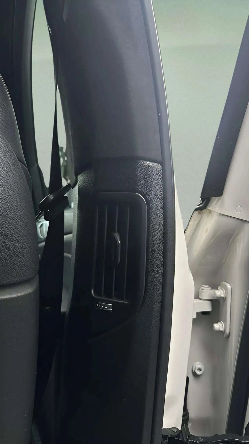 Used 2020 BMW X7 xDrive40i w/ M Sport Package image 30