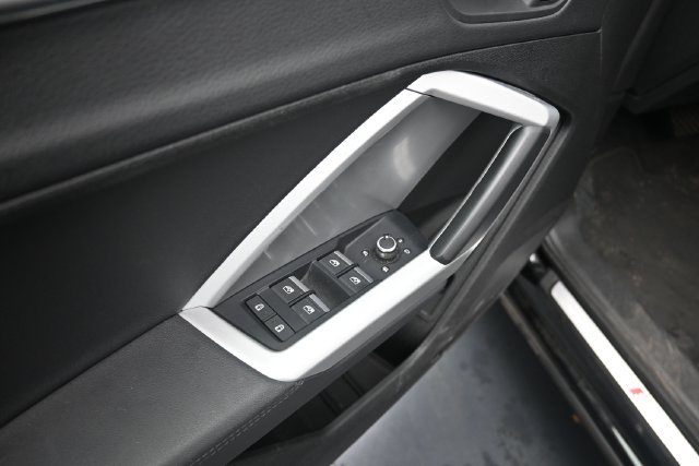 Used 2024 Audi Q3 2.0T Premium AWD/4WD image 13