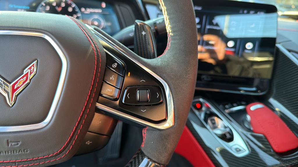 Used 2024 Chevrolet Corvette Z06 w/ Stealth Interior Trim Package image 35