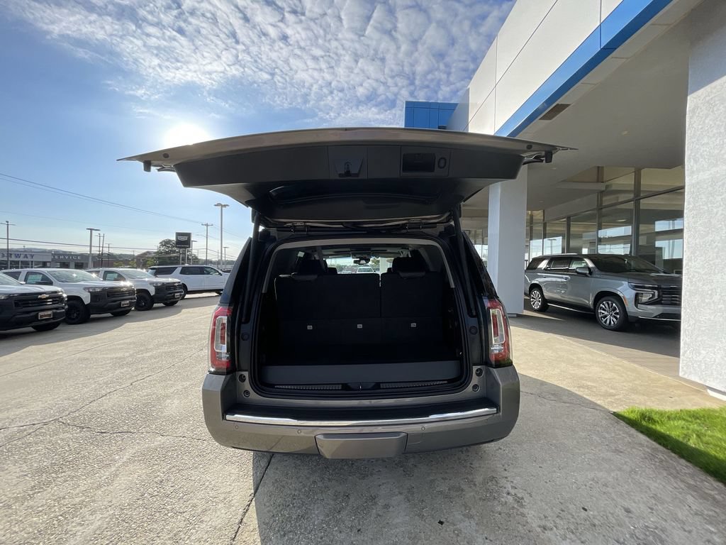 Certified 2019 GMC Yukon Denali w/ Denali Ultimate Package RWD image 19