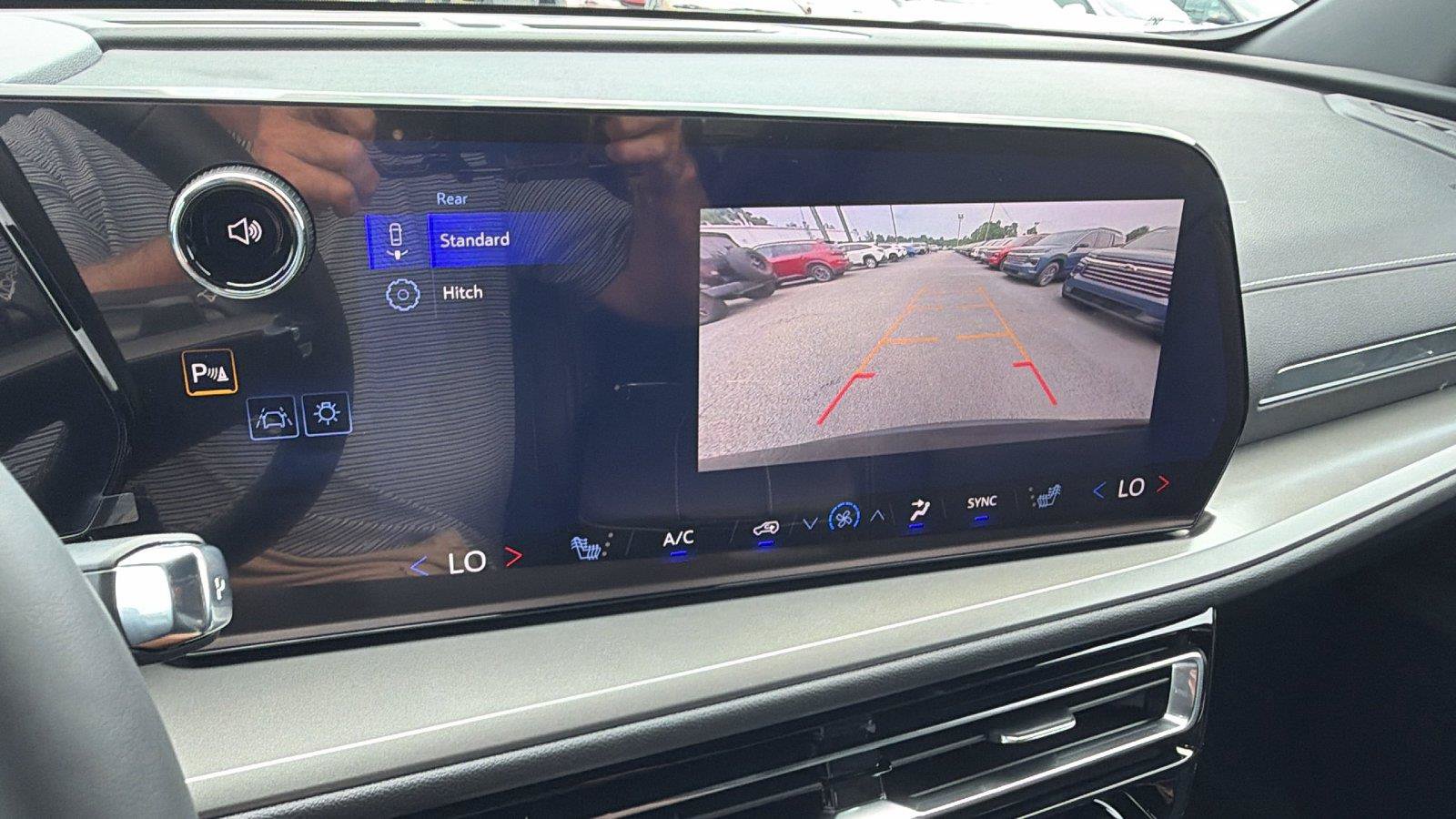New 2026 Chevrolet Traverse LT FWD image 29