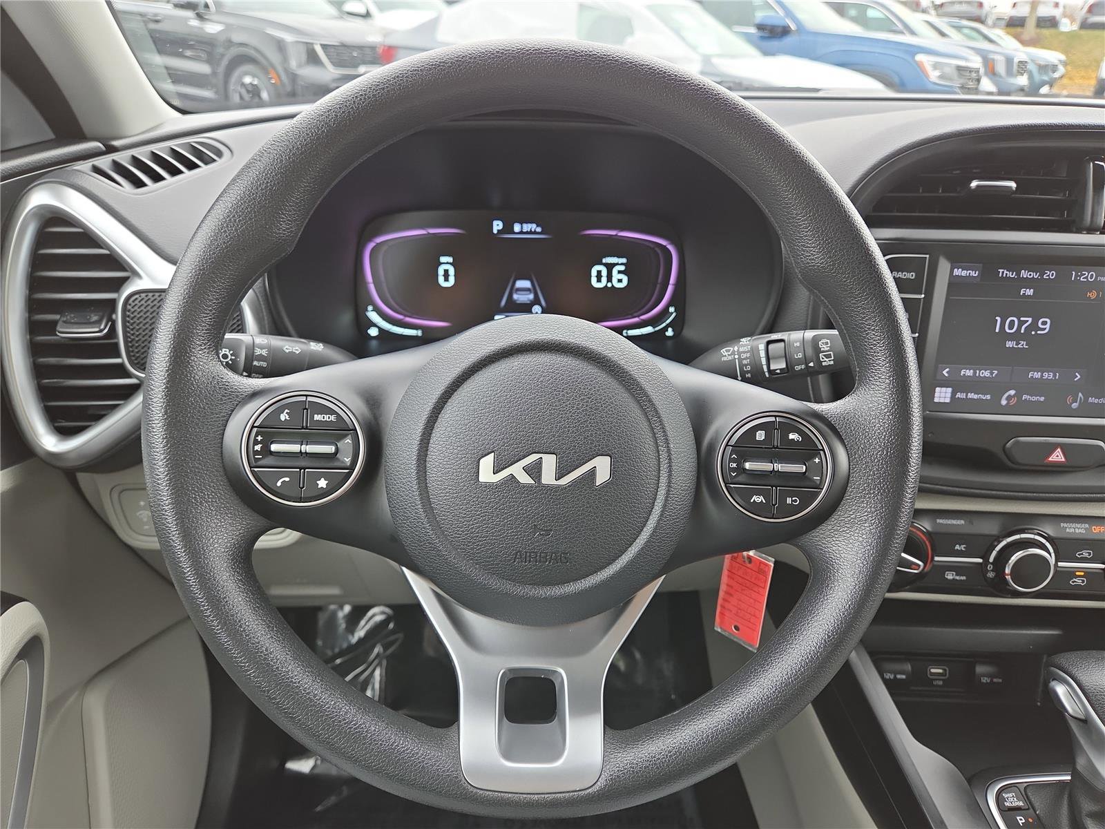 Certified 2023 Kia Soul LX w/ LX Technology Package image 17