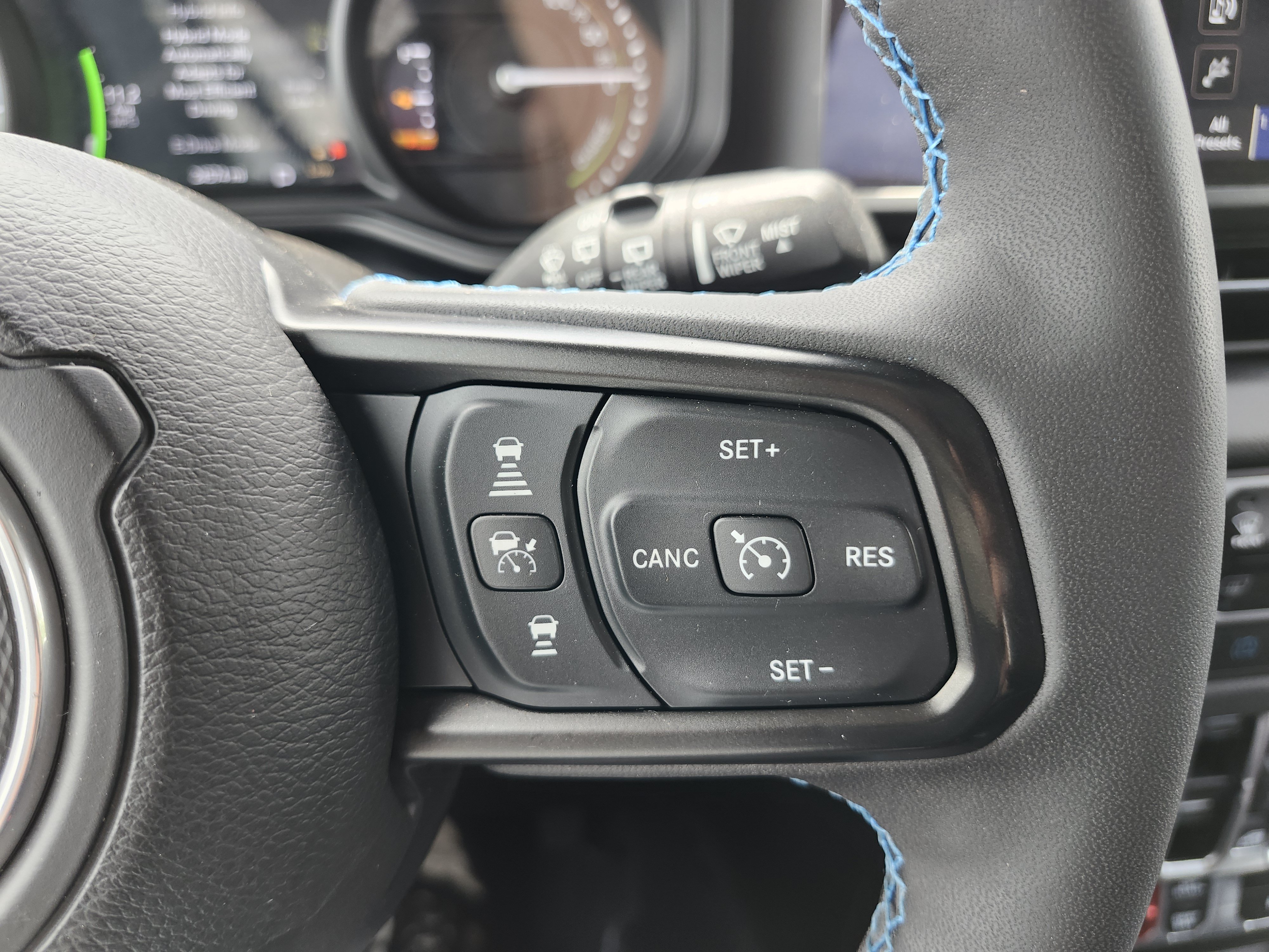 Used 2024 Jeep Wrangler Unlimited Rubicon 4xe w/ Convenience Group AWD/4WD image 34